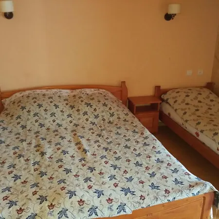 Lodge Private Guslashky